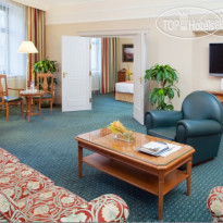 Moscow Marriott Grand Hotel Угловой Люкс / Corner Suite
