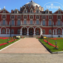 Петровский Путевой Дворец (Petroff Palace) 