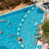 Подогреваемый бассейн в Kiparis Resort by Stellar Hotels Adler 3*