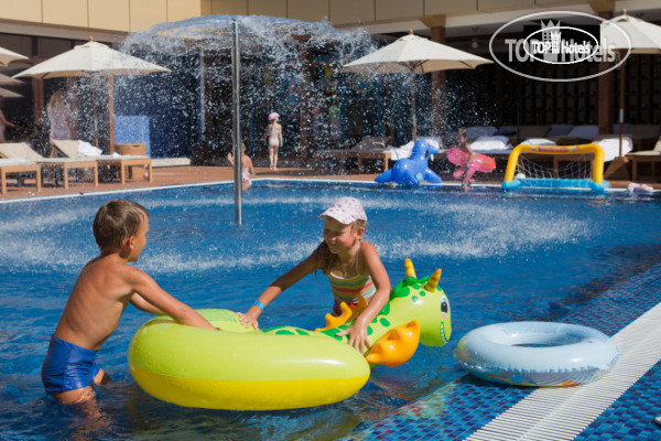 Волна Резорт & СПА 3* детский бассейн, пляжный комплекс Moscow beach - Фото отеля