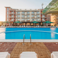 Открытый бассейн в Venera Resort Hotel 3*