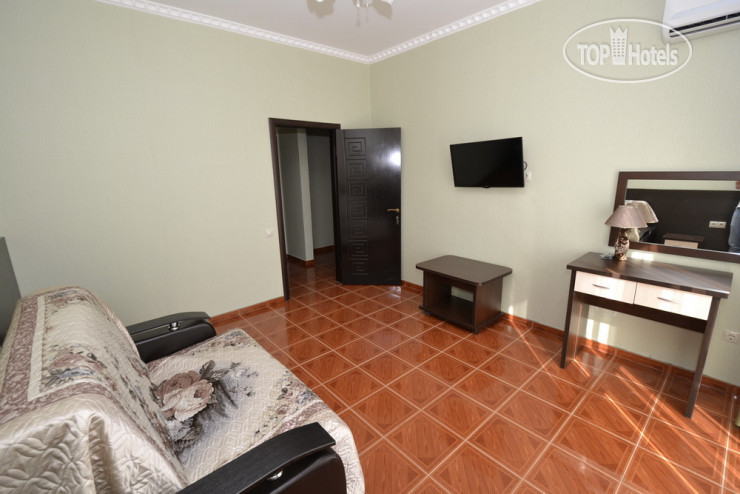 Новые добавленные фото туристов в Kronos Hotel