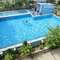 Бассейн  в Благовещенка 