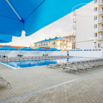 Бассйен в Sofgrand (Софгранд) 4*