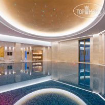 инфинити-бассейн в Lotte Hotel Samara 5*