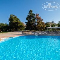 Бассейн в Парк-отель Grand Kurort 