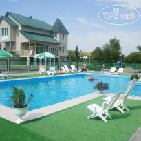 Открытый бассейн в Долина Алтая 3*