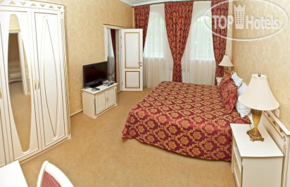 Династия 3* - Фото отеля