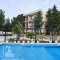 Крымская Ницца 3* Открытый бассейн с подогревом - Фото отеля