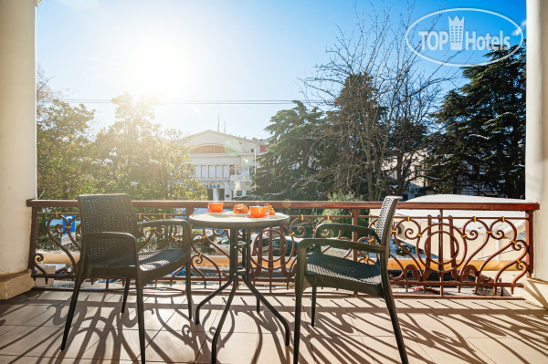 Бристоль 3* - Фото отеля