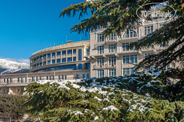 Бристоль 3* - Фото отеля