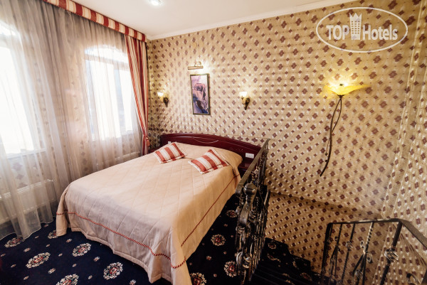 Бристоль 3* - Фото отеля