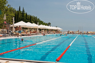 Green Park Yalta-Intourist 4* Открытый бассейн - Фото отеля