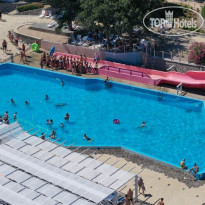 Большой бассейн в Hotel Aquapark 