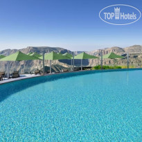 Открытый панорамный бассейн в Hotel Indigo Jabal Akhdar Resort & Spa, an IHG Hotel 4*
