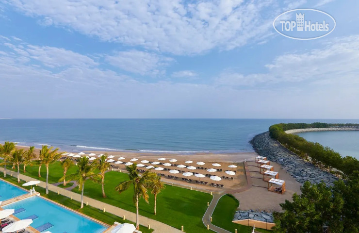 Пляж в Barcelo Mussanah Resort 4*