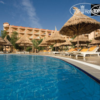 Два бассейна в Siva Grand Beach Hotel 4*