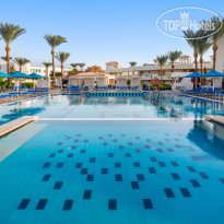 Бассейн с джакузи (только для взрослых) в Pickalbatros Dana Beach Resort - Hurghada 5*