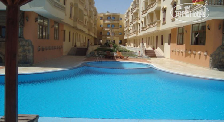 Фото Red Sea View Complex Apartment