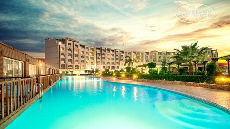 Новые добавленные фото туристов в Hawaii Caesar Palace Hotel & Aqua Park 5*