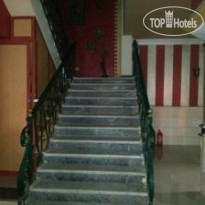 New Cinderella Hotel Лестница