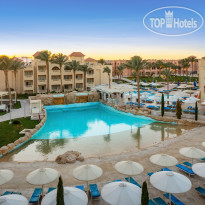 2 открытых бассейна в Pickalbatros Aqua Blu Resort - Hurghada 4*