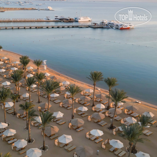 Пляж в Steigenberger ALDAU Beach Hotel 5*