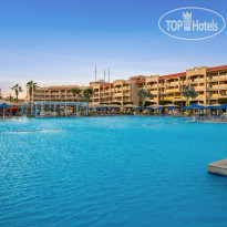 2 открытых бассейна для взрослых в Pickalbatros White Beach Resort - Hurghada 5*
