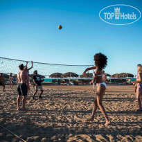 Meraki Resort Adults Only Пляжный волейбол