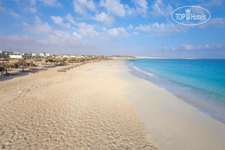 Пляж в Caesar Bay Resort 5*
