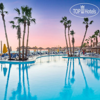 Бассейн Palm в Pickalbatros Citadel Resort - Sahl Hasheesh 5*