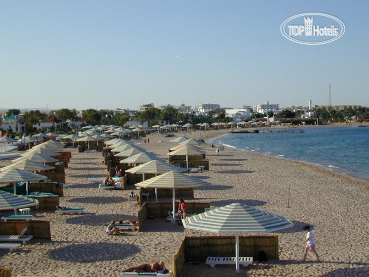 Пляж в Menaville Safaga 4*