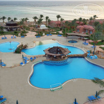 Открытый бассейн в Swisstouch Oriental Resort Marsa Alam 4*
