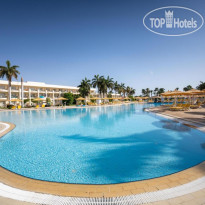 Главный бассейн с подогревом в JAZ Royal Palmariva 5*