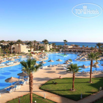 Главный открытый бассейн в JAZ Palmariva Beach  5*