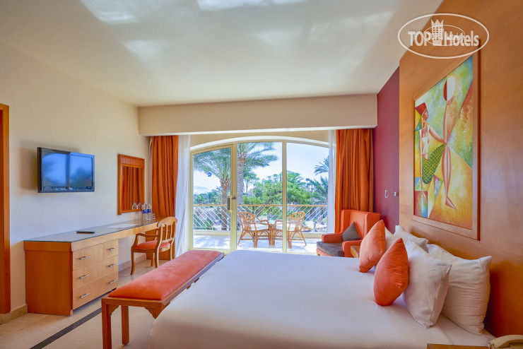 Фотографии отеля  Parrotel Beach Resort 5*