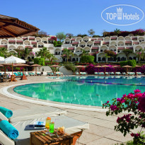 Main Pool в Movenpick Resort Sharm El Sheikh Naama Bay 4*