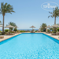 Tamra Beach Resort 