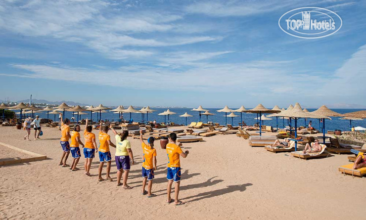 Пляж в Amphoras Aqua Hotel 4*