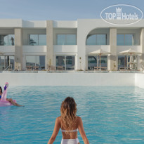 Oasis Pool  в Sunrise White Hills Resort 5*