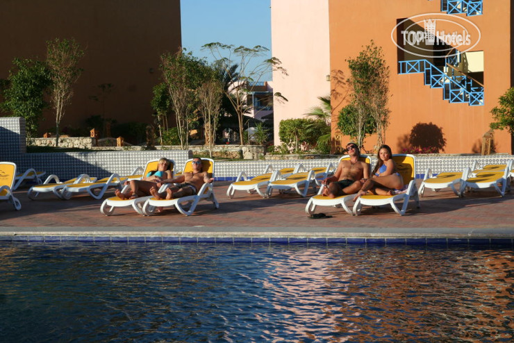 Пляж в Faraana Heights 4*