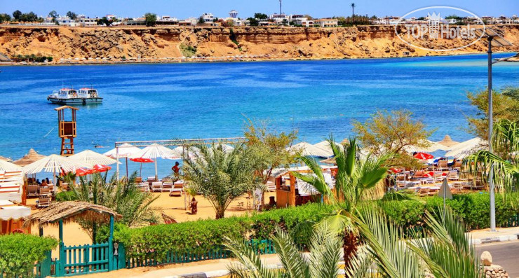 Пляж в Turquoise Beach Hotel 3*