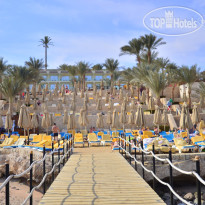 есть частный короловый пляж в Xperience Sea Breeze Resort 5*