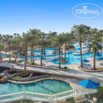 главный бассейн в Pickalbatros Golf Beach Resort 5*