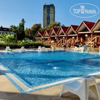 Бассейн с тремя зонами в Grand Hotel Sukhum 4*