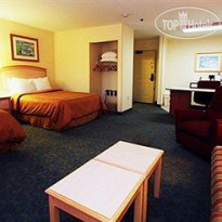 Comfort Suites Seven Mile Beach 3* - Фото отеля