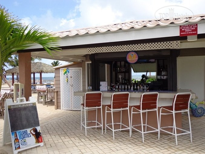 Holiday Inn Resort Grand Cayman 4* - Фото отеля