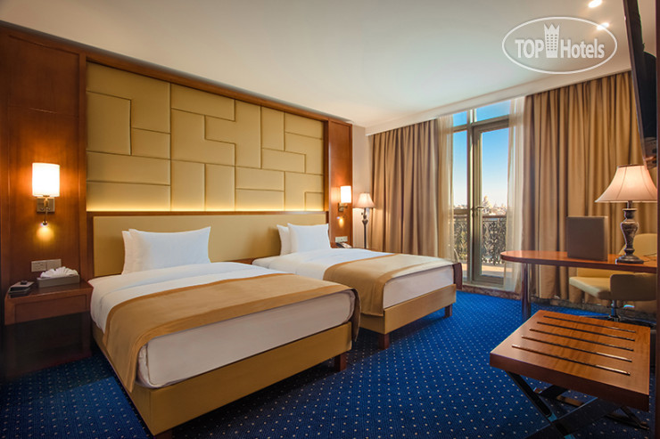 Фото New Tiflis Hotel