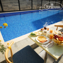 Бассейн в Chveni Ezo Boutique Hotel 4*