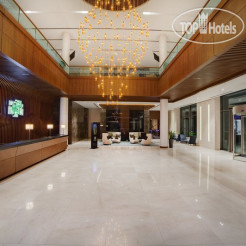 Holiday Inn Baku 4*